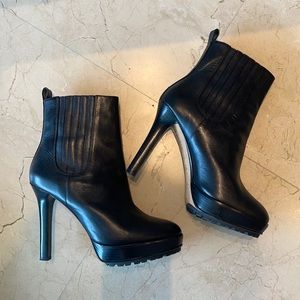 KORS Michael Kors Black Platform Heel Leather Ankle Booties